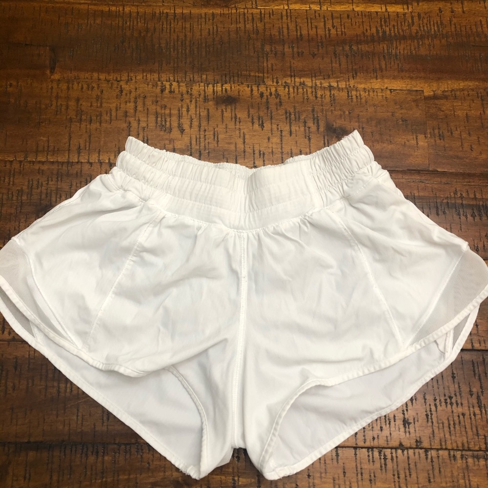 NWOT White Lululemon Hotty Hot Shorts
